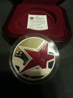 Монета серебрянная подарочная