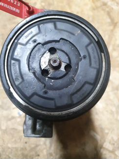Компрессор кондиционера Bmw 3-Series E90 2005-2011
