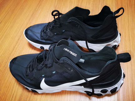 Кроссовки nike react практически новые