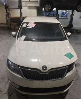 Автомобиль на запчасти: Skoda Rapid