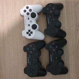 Sony PS3 + 10 игр + 4 джойстика