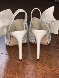 Босоножки Zara