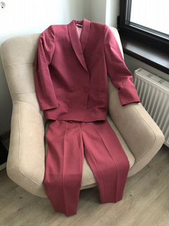 Брючный костюм женский 46
