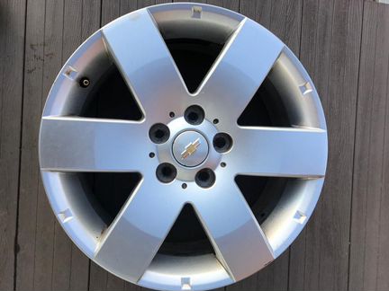 Фирменный литой диск Chevrolet 17x7J ET46