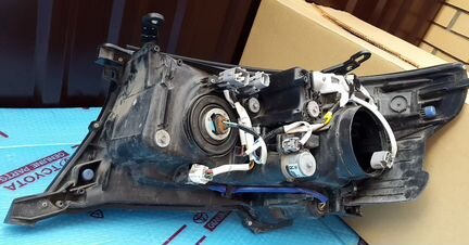 Фара тойота 200 браунстоун