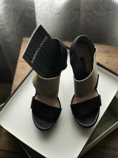 Босоножки Alberto Gozzi