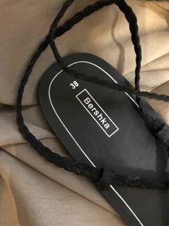Босоножки женские Bershka (Испания)