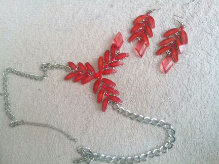 Часы-Бижутерия-серьги -ожерелья с сергами