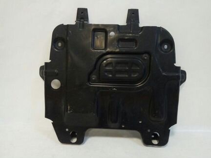 Защита двигателя передняя нижняя Toyota Land