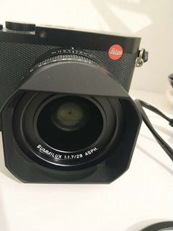 Leica Q лейка
