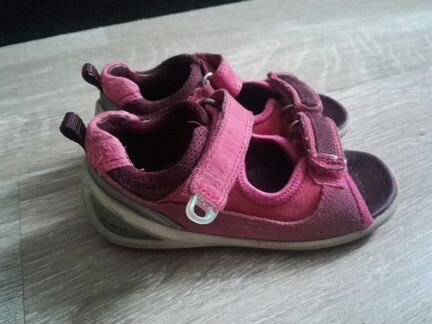 Босоножки ecco р. 25