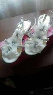 Новые Босоножки