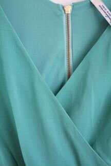 Платье мятного цвета Stradivarius M