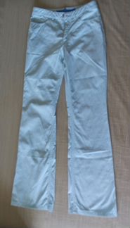 Продаю новые джинсы Escada Sport