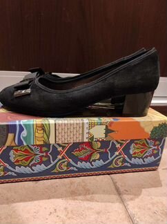 Туфли черные женские 38 размера