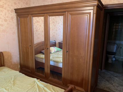 Шкаф 4 дверный Альма Румыния