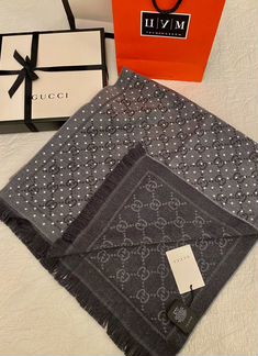 Шарф женский Gucci. Оригинал. Новый. Серый