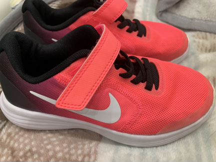 Кроссовки Nike