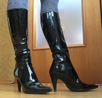 Сапоги демисезонные лаковые