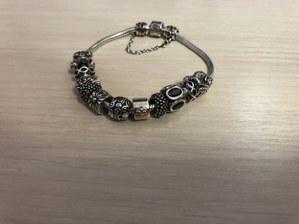 Браслет и шармы Pandora