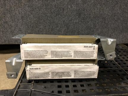 Подушка безопасности заднего пассажира W221