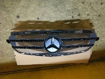 Решетка радиатора Mercedes E w212 212 AMG Рестайл