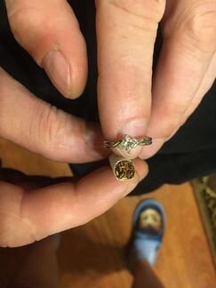 Кольцо с бриллиантом 0.5 р16