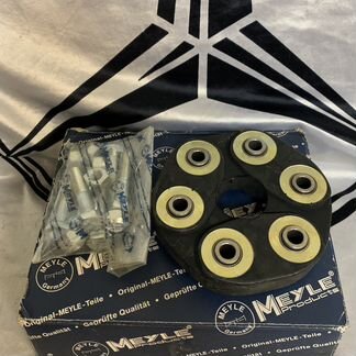 Муфта карданного вала Mercedes новая