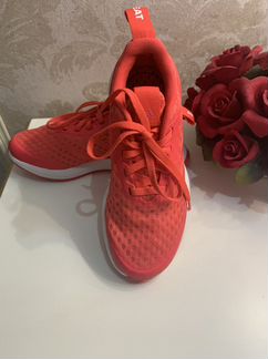 Кроссовки Adidas, размер 33