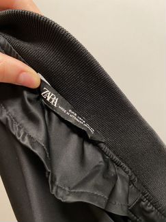 Чёрный бомбер zara