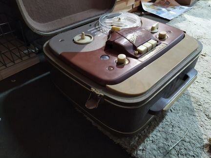 Магнитофон комета