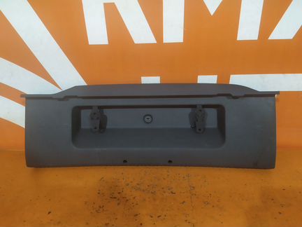 Кожух замка багажника Skoda Octavia 3 A7 (5E)