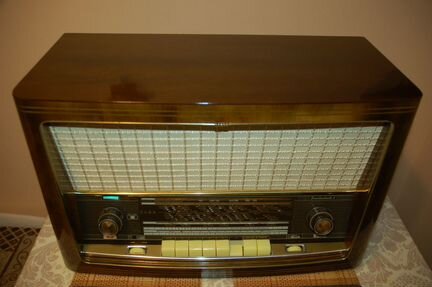 Ламповый приемник Saba Freundenstad 8