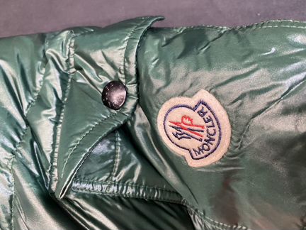 Пуховик Moncler