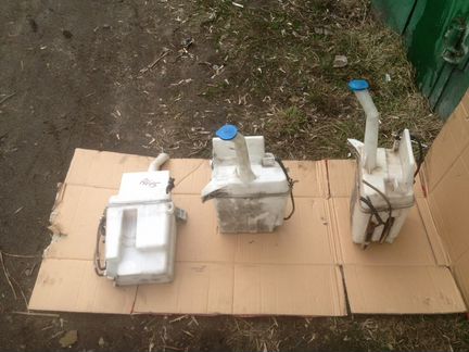 Бачок омывателя Тойота авенсис