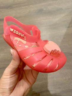 Босоножки Zaxy