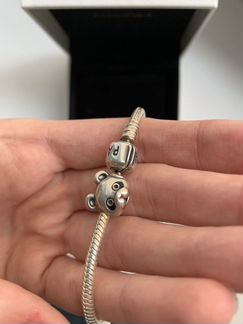 Браслет и шарм Pandora