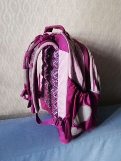 Рюкзак для девочки на съёмных колесах