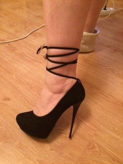 Туфли на шпильке