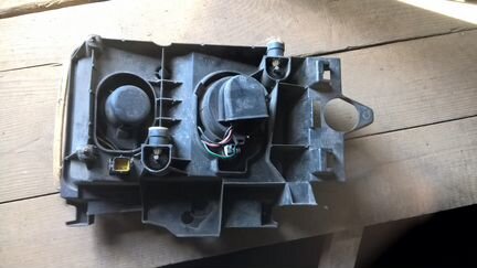 Задняя часть фары Range Rover II