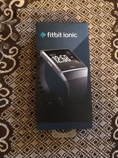Часы fitbit ionic