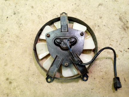 Вентилятор радиатора kawasaki zzr400 zzr 400 1996