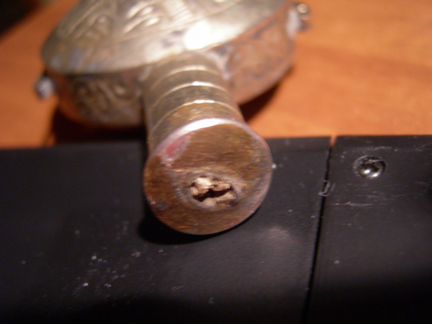 Винтажный металлический флакон