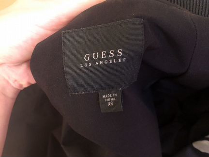 Бомбер Guess