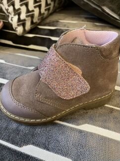 Ботинки демисезонные для девочки 22 размер