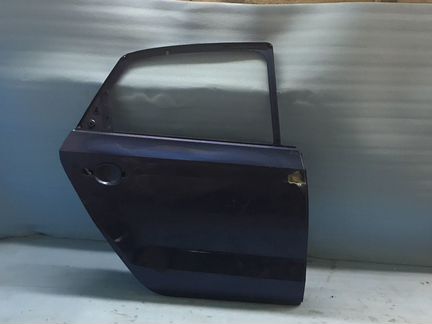 Фольксваген поло задняя правая дверь оригинал