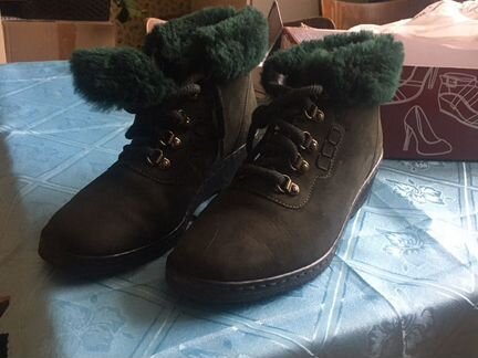 Ботинки женские 35-36 размер