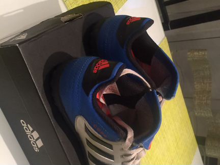 Детские футбольные бутсы adidas 31 размер