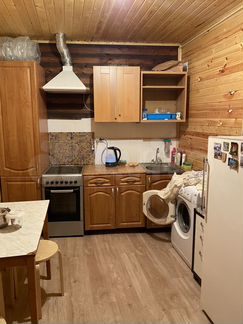 Комната 10 м² в 3-к, 2/2 эт.