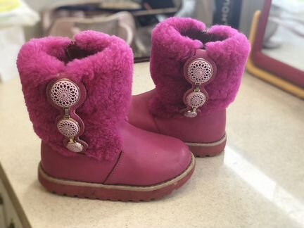 Продам зимние сапожки 27 размер